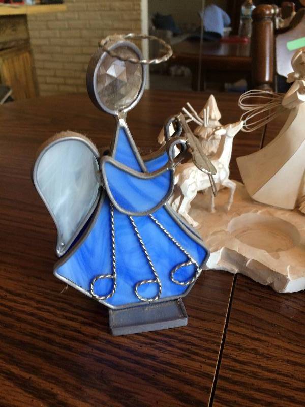 lot 173 image: Mixed Spiritual Lot Including Precious Moments Figures