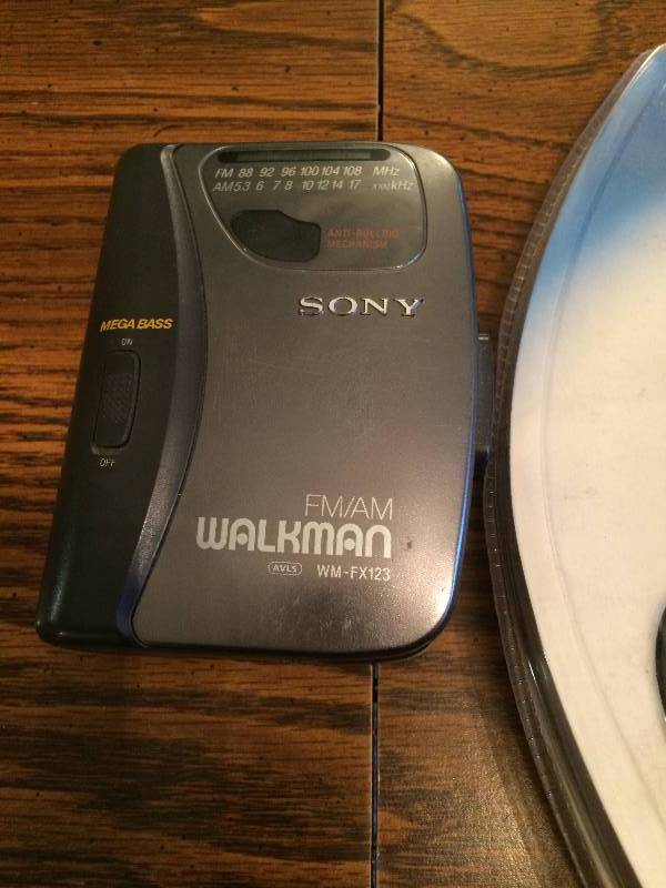 lot 56 image: Collectible Sony Walkman - New In Package Craigs Stereo Cassette Player With Headphones