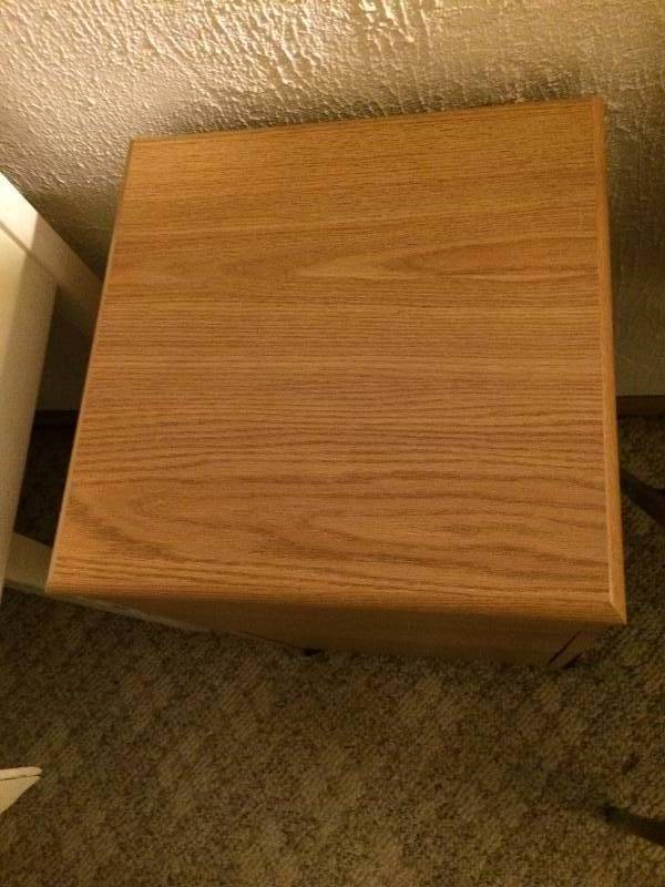 lot 145 image: Two Drawer Rolling Wood Grain Office Filing Cabinet - Very Nice