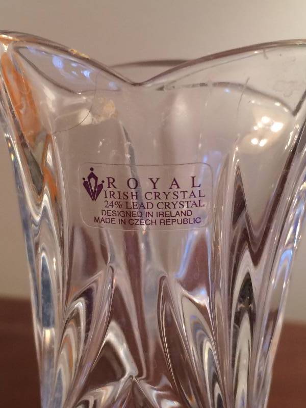 lot 87 image: 2 Vintage Crystal Vases - One From Ireland & One From France - No Chips