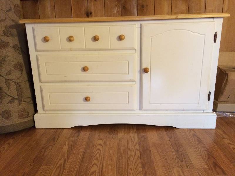 lot 17 image: Nice Arts & Crafts Style Solid Wood Kitchen Sideboard Entryway Drawers & Cabinet 51x17x30- Clean Up Needed Inside Of Cabinet