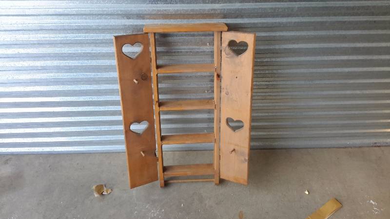 lot 42 image: Wooden nicknack shelf - heart design doors