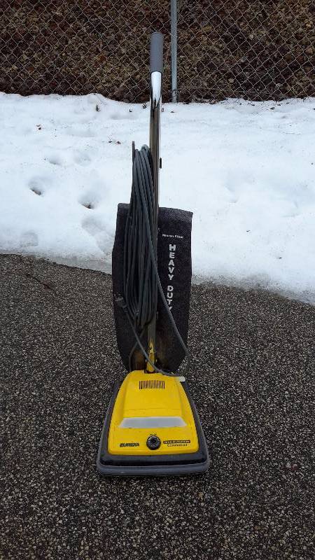 lot 56 image: eureka commercial vacuum