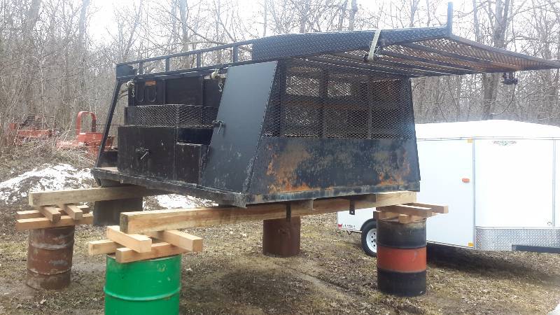 lot A6 image: 10 contractors body for single axle dual wheel truck