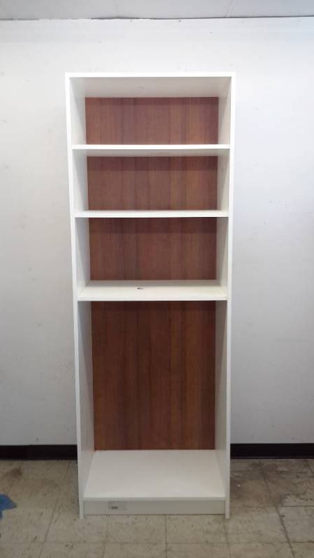 lot 42 image: Closet cabinet