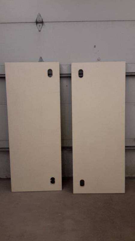 lot 92 image: 2 pieces of desktop