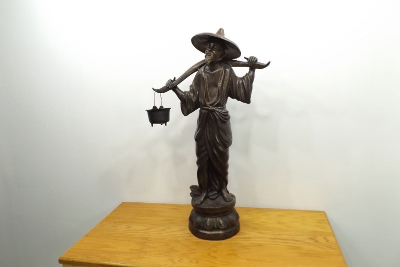 lot 3 image: LARGE 39 Cast Bronze Asian Man Statue
