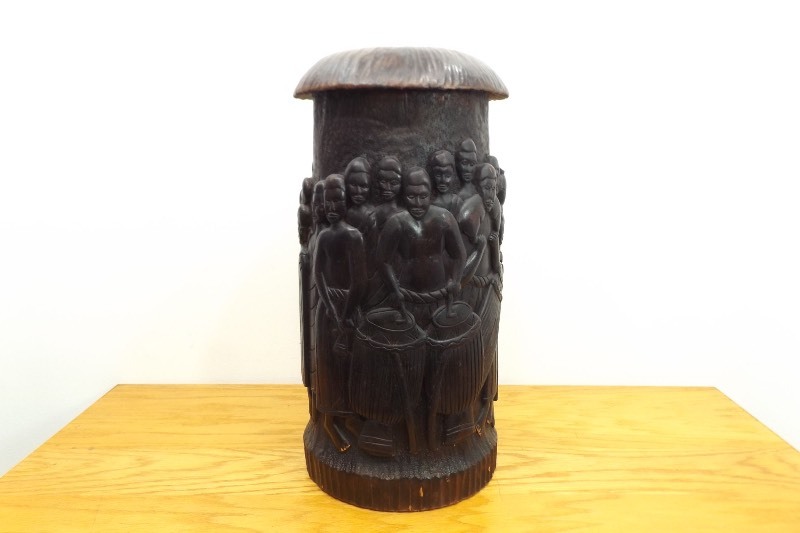 lot 15 image: LARGE 24 Heavy Wood Carved 360 Degree African Tribal Legacy Totem
