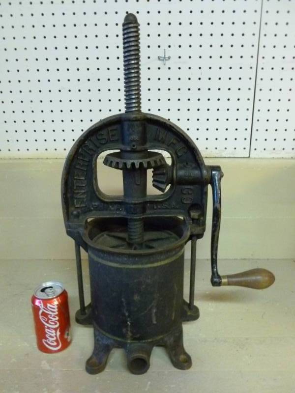 lot 4 image: Antique Enterprise Sausage Stuffer