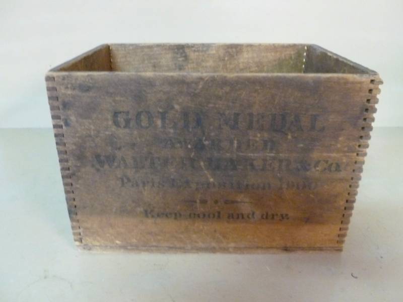lot 7 image: Antique Wooden Box