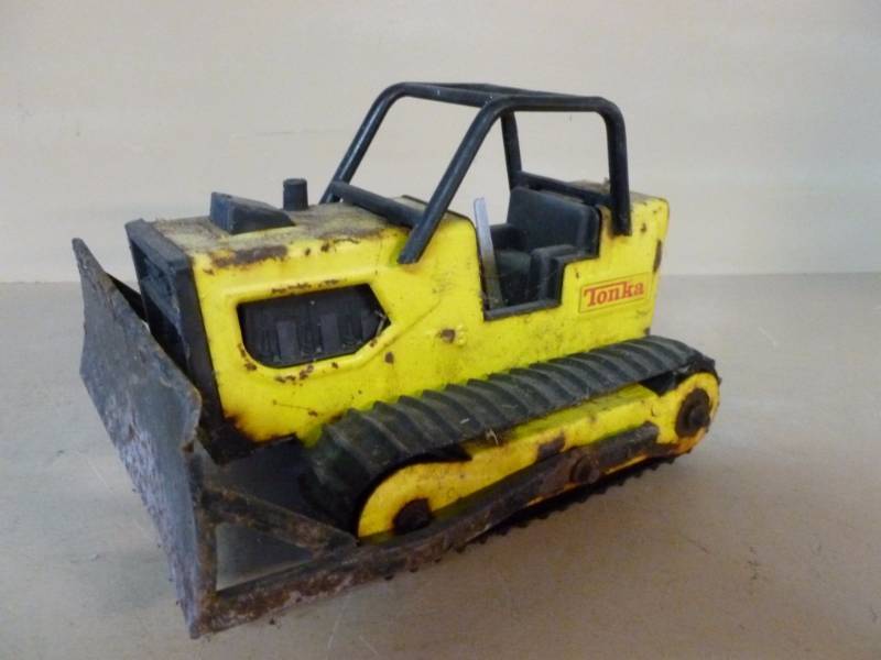 lot 13 image: Vintage Tonka