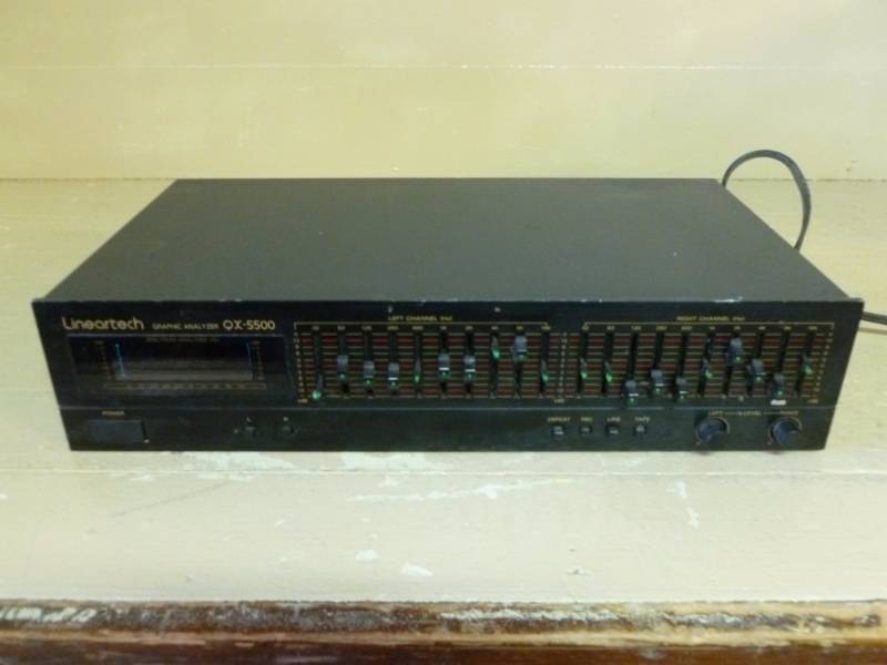 lot 19 image: Electronics