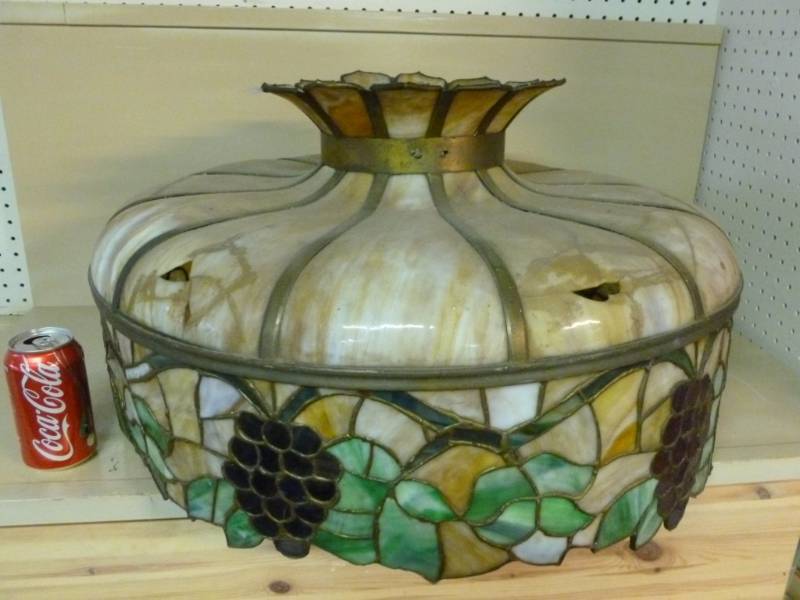 lot 35 image: Vintage Lamp Shade