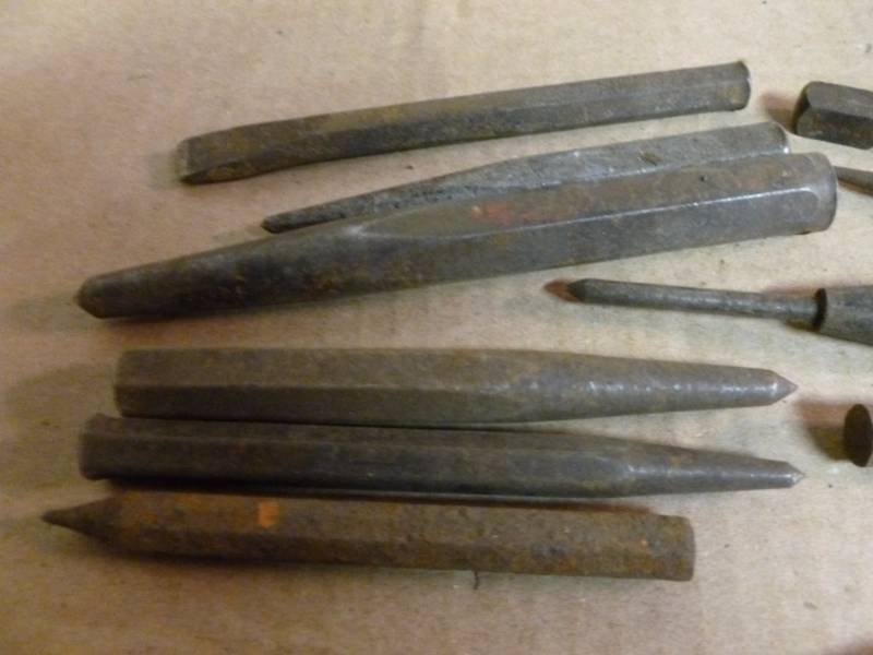 lot 47 image: Tools