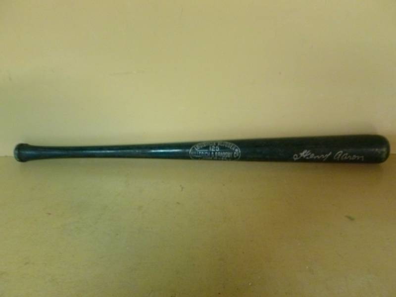 lot 69 image: Sports Collectible
