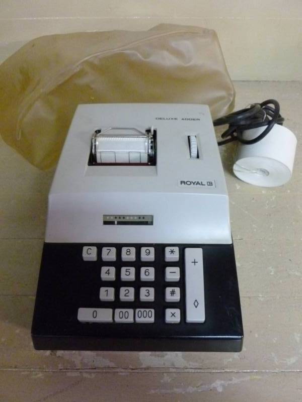 lot 83 image: Adding Machine