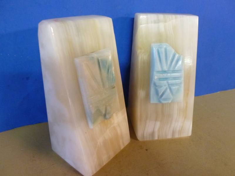lot 84 image: Marble Bookends