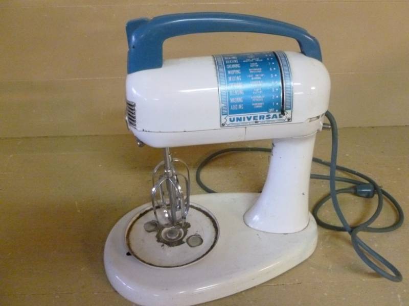 lot 88 image: Kitchen Mixer