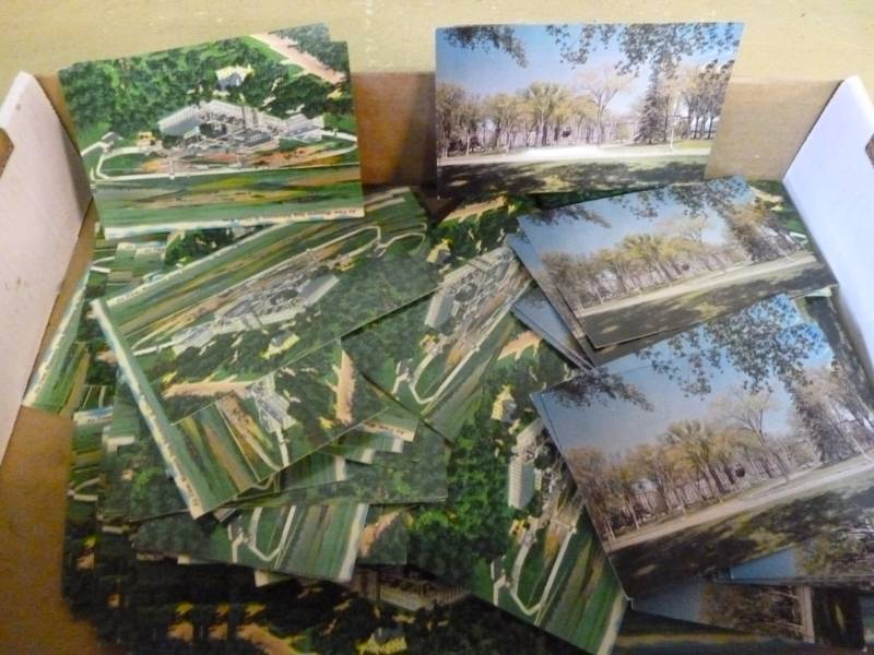 lot 93 image: Vintage Postcards
