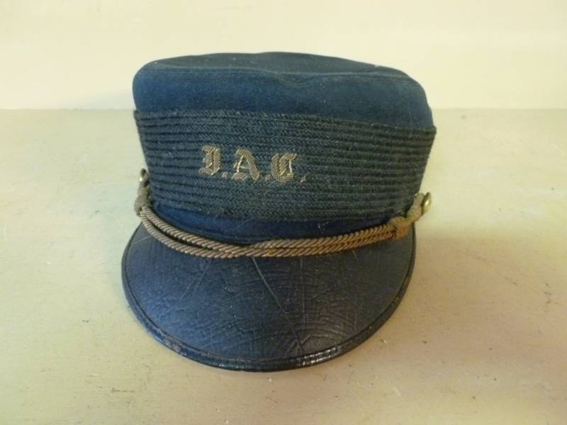 lot 112 image: Vintage Hat