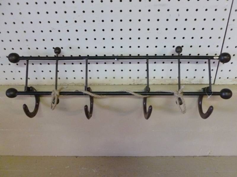 lot 149 image: Coat Rack