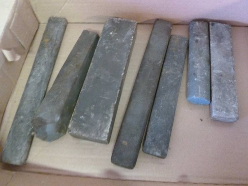 lot 243 image: Vintage Sharpening Stones