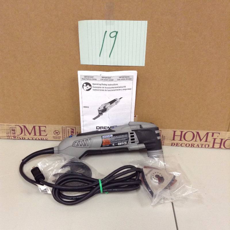 lot 19 image: Factory Reconditioned Multi-Max Corded Oscillating Tool Kit