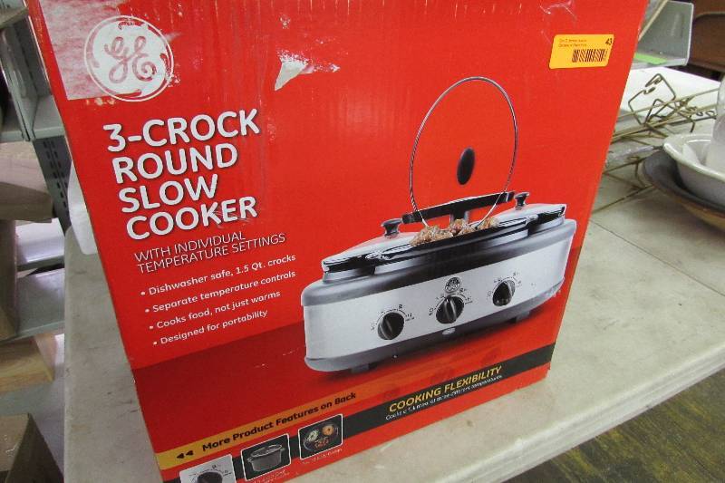lot 43 image: Crock Pot