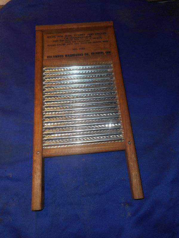 COLLECTIBLE WASH BOARD