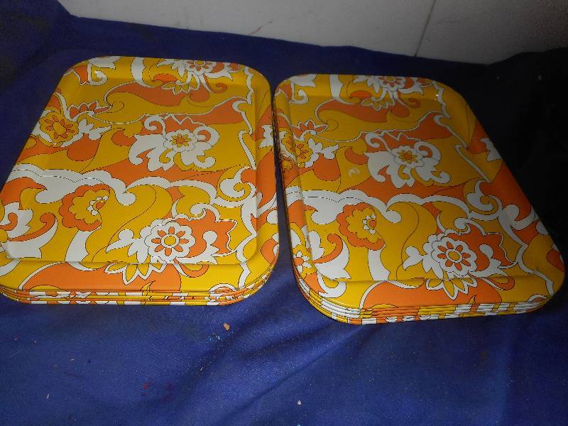 12 VINTAGE SERVING TRAYS