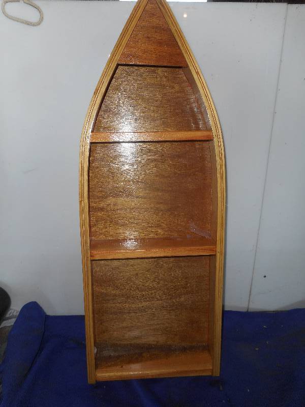 DISPLAY BOAT