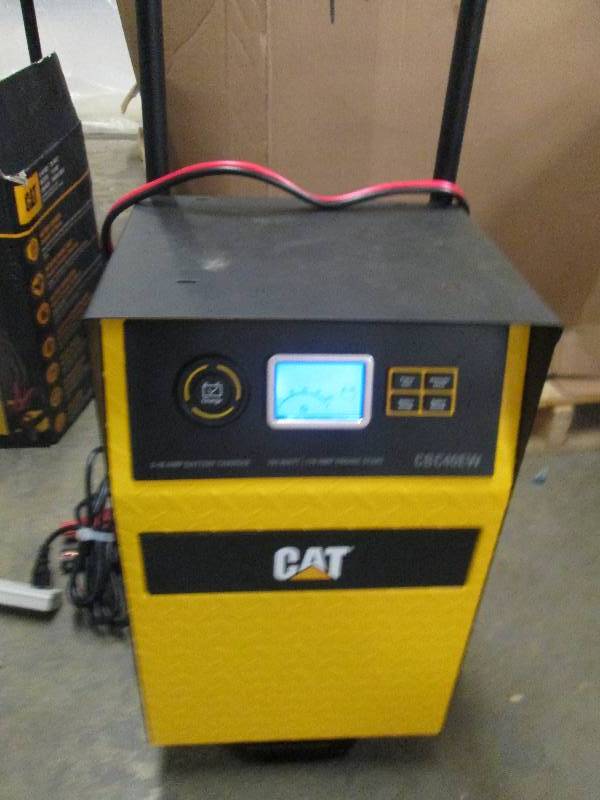 lot 433 image: cat 0-40 amp battery charger 7892 w...