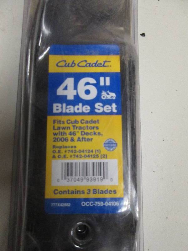 lot 29 image: new cub cadet 46 blade set 3 pack ...