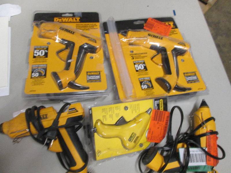 lot 56 image: lot of hot glue guns 4 dewalt and 1...