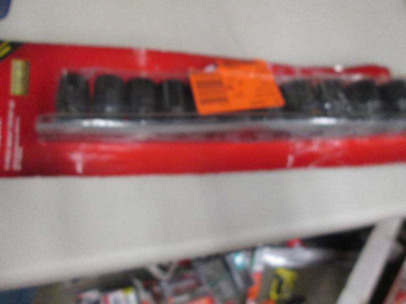 lot 92 image: husky 11 pc  impact socket set 13mm...