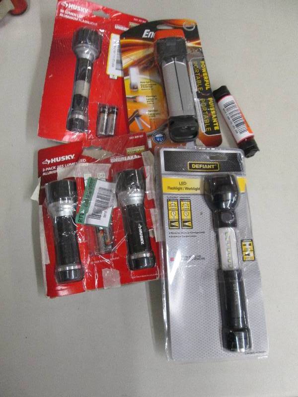 lot 112 image: lot of 6 flashlights some LED open ...