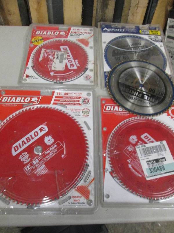 lot 153 image: 3 diablo blades 1 -8 - 12 and 1 -...