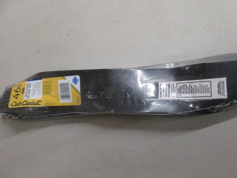 lot 160 image: new cub cadet 46 mulching blade se...