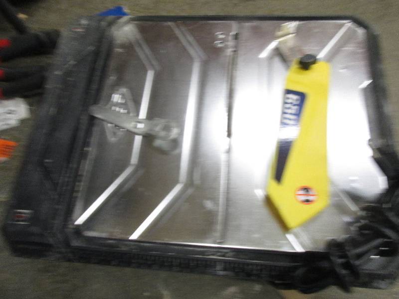 lot 221 image: qep 7  650 xt tile wet saw tested ...