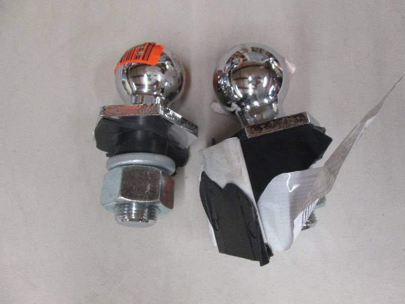 lot 264 image: lot of 2 ball mounts 1 is a 2 and ...