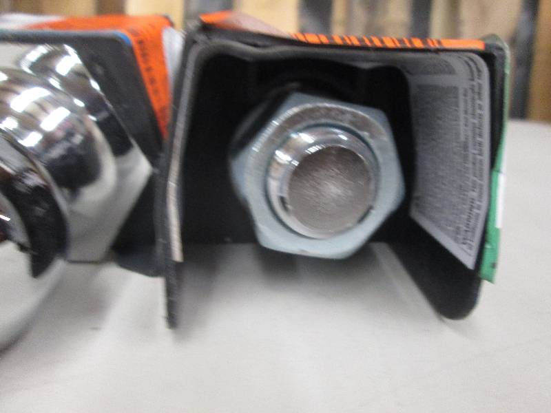 lot 265 image: lot of 2 ball mounts both are 2 ...