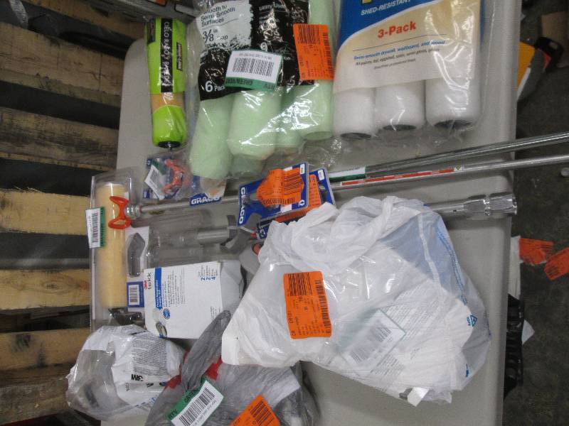 lot 316 image: lot of paint supplies , paint rolle...