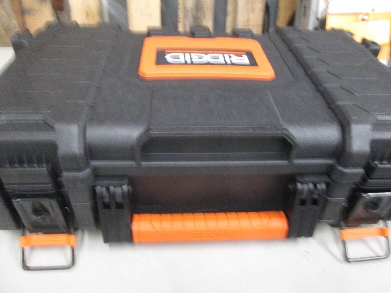 lot 325 image: ridgid  22 inch gear organizer ...
