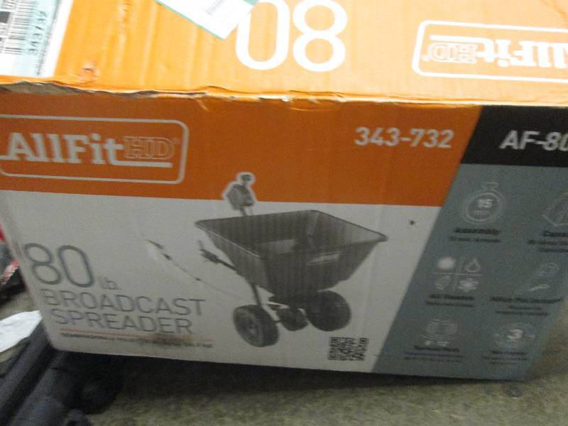 lot 330 image: 80lb pullbehind broadcast spreader ...