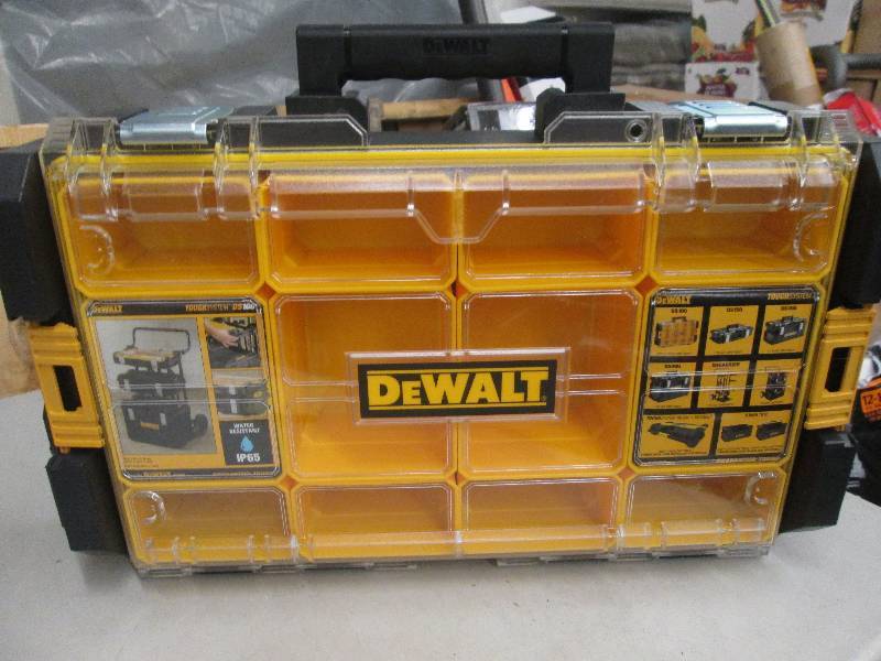 lot 336 image: dewalt ds100 organizer looks new 21...