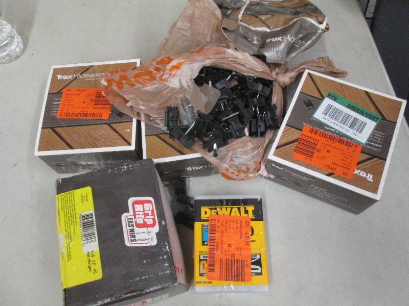 lot 369 image: 3 packages of trex hidden fasteners...