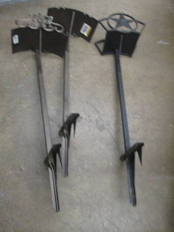lot 432 image: lot of 3 hose holders ...