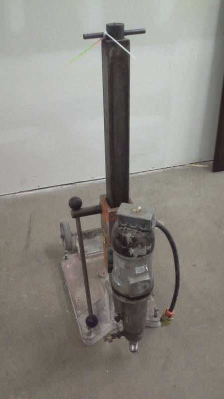 lot 163 image: Black & Decker 748 Super Core Drill Two Speed