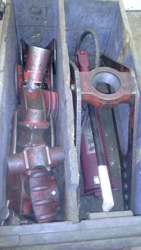 lot 173 image: Enerpac EH-80 Pipe Bender