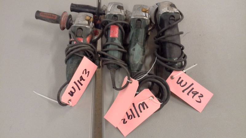 lot 193 image: (4) Grinders